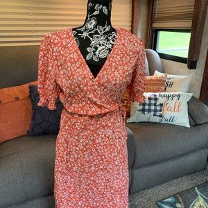 🎉HP!!🎉 Orange Midi Dress